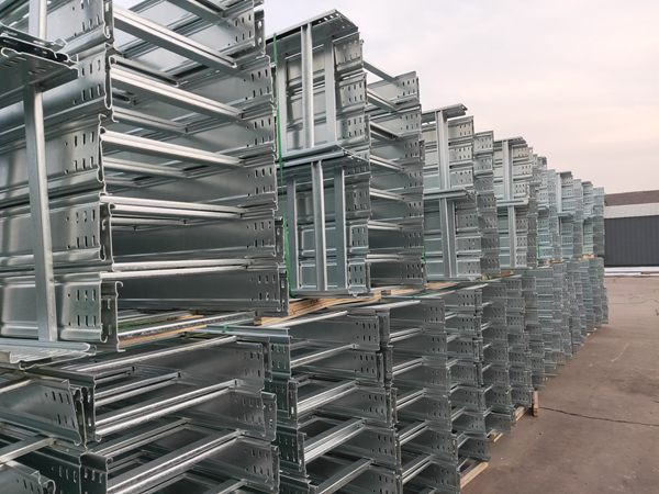 热浸锌电缆桥架