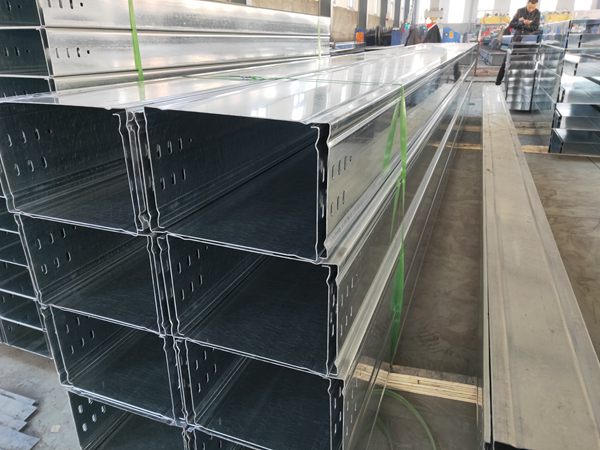 热浸锌电缆桥架